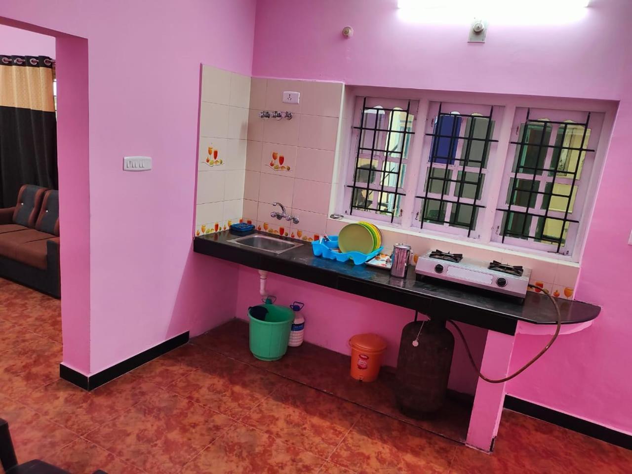 Homestay Osprey Individual *